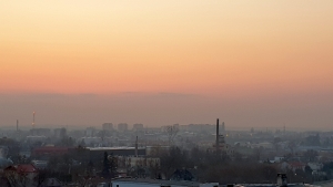 Widok z Ustronia w kierunku Borek i os. Południe 2020-03-28